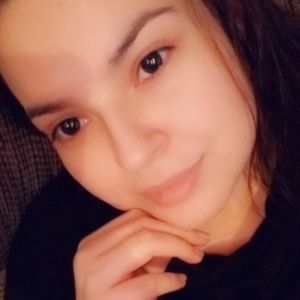 Meet your Posher, Angelina